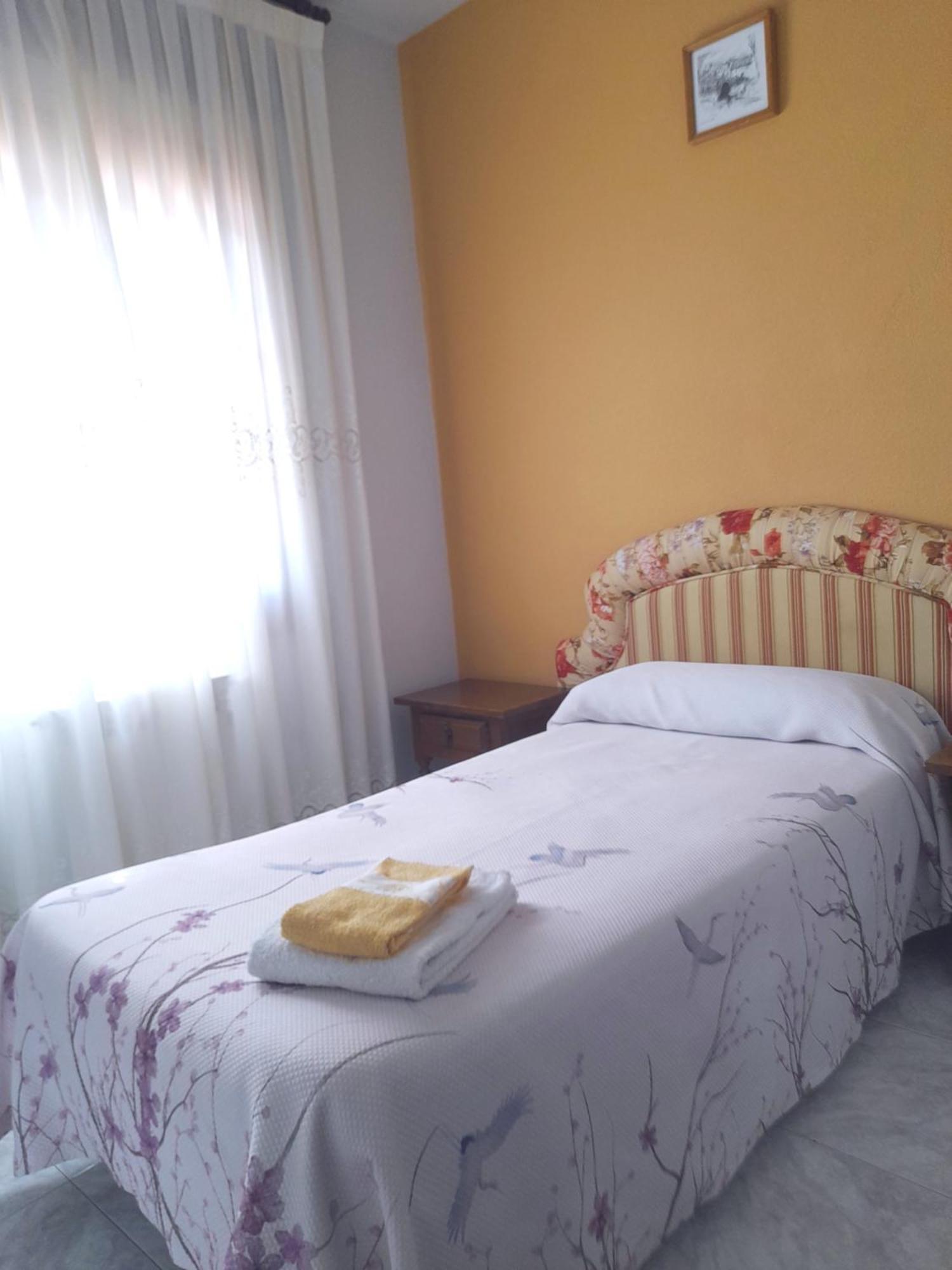 Hostal Restaurante Villa De Сепульведа Номер фото