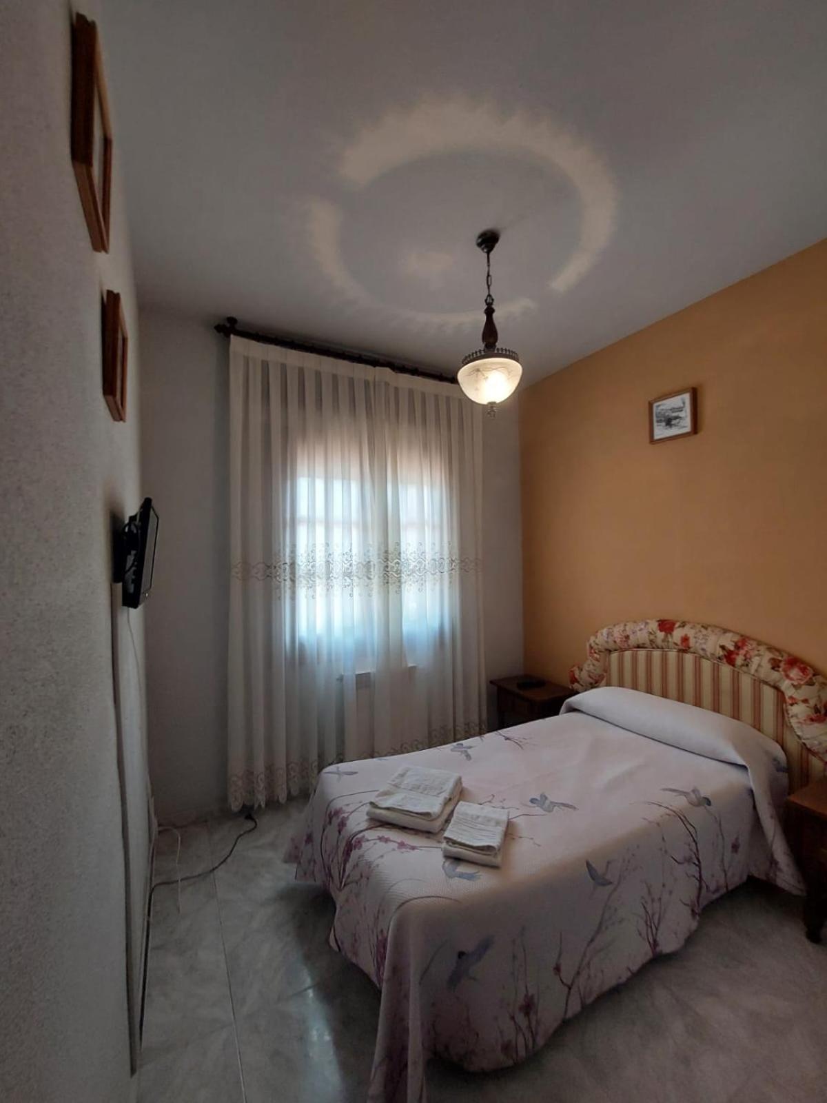 Hostal Restaurante Villa De Сепульведа Экстерьер фото