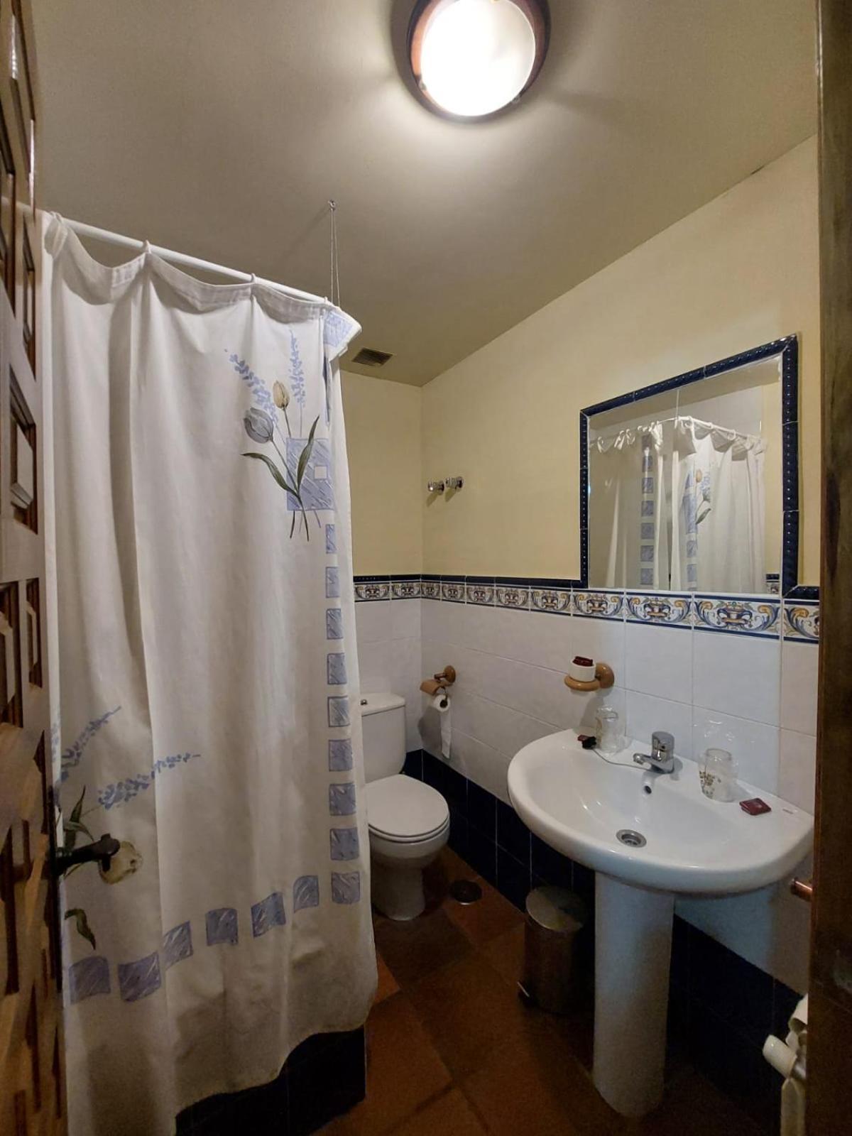 Hostal Restaurante Villa De Сепульведа Экстерьер фото
