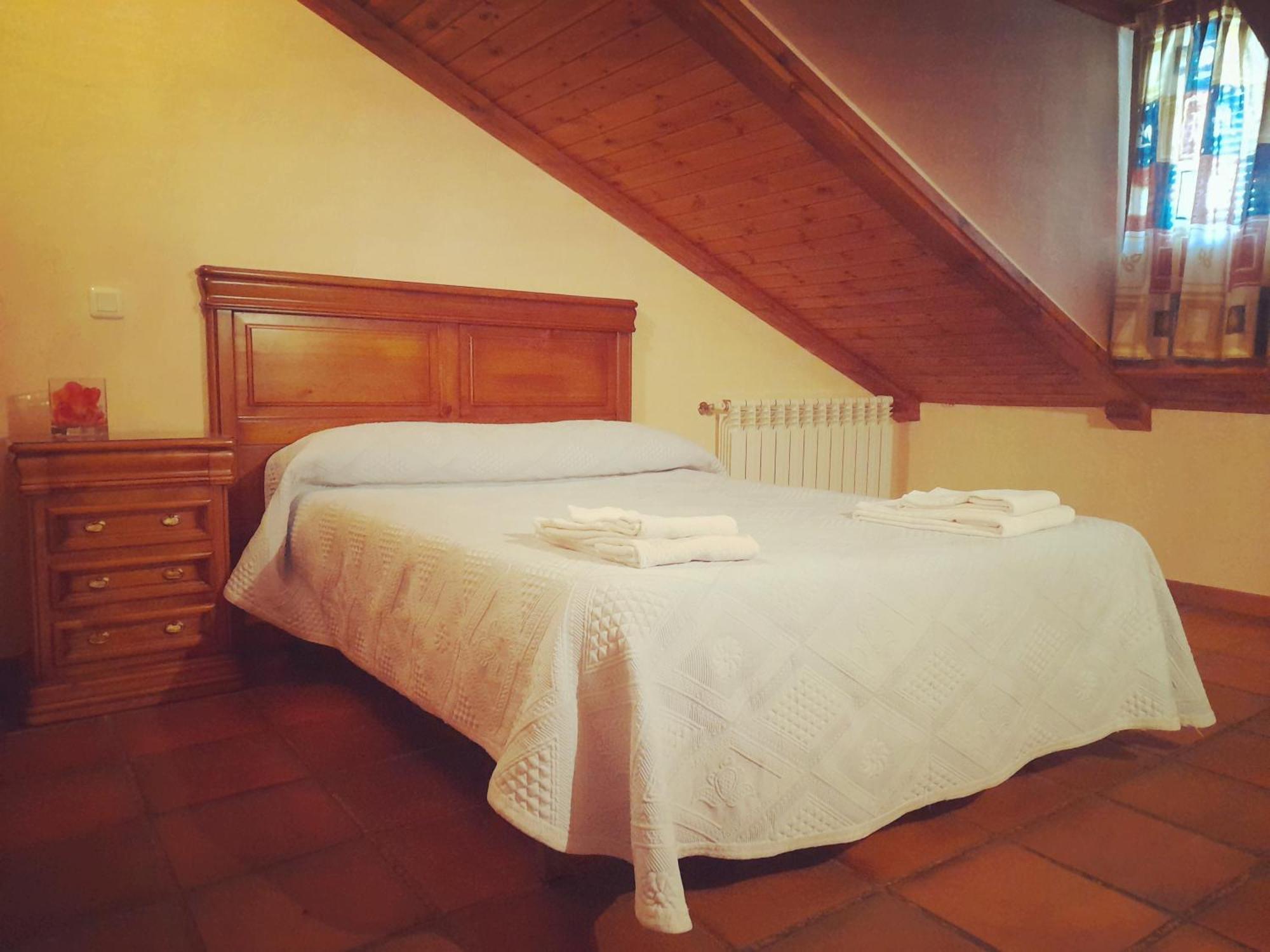 Hostal Restaurante Villa De Сепульведа Экстерьер фото